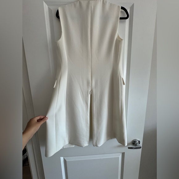 VEST BCBG MAXAZRIA - Picture 5 of 5